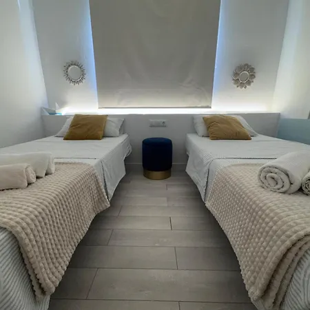 Con Jardin Privado En Menorca Апартаменты